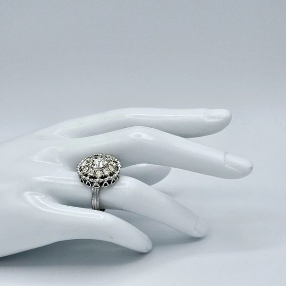 SAC Crystal Gem Ring Vintage Adjustable Gallery Elegant Estate Jewelry Size 7 - Picture 2 of 10